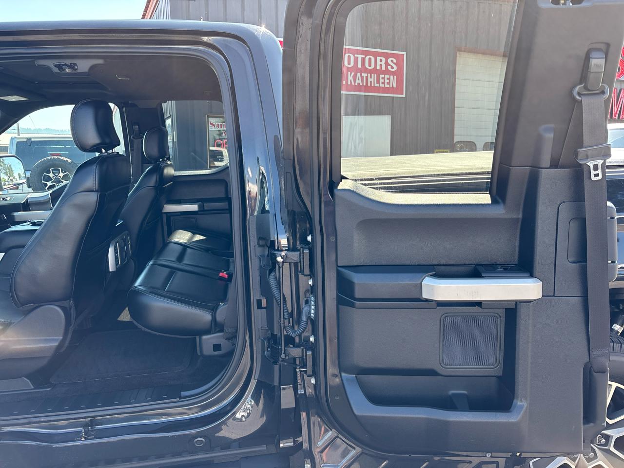 Ford F-150 Lariat 4WD SuperCab 6.5' Box 2015