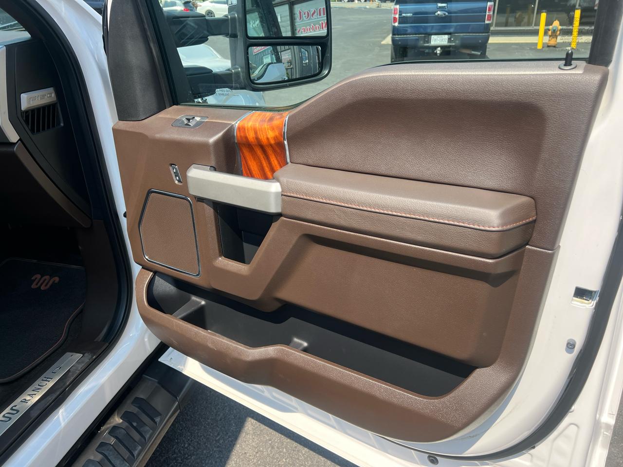 Ford F-150 King Ranch 4WD SuperCrew 5.5' Box 2018