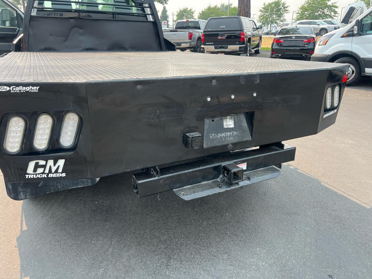 Ford Super Duty F-550 DRW XL 4WD Reg Cab 169" WB 84" CA 2024