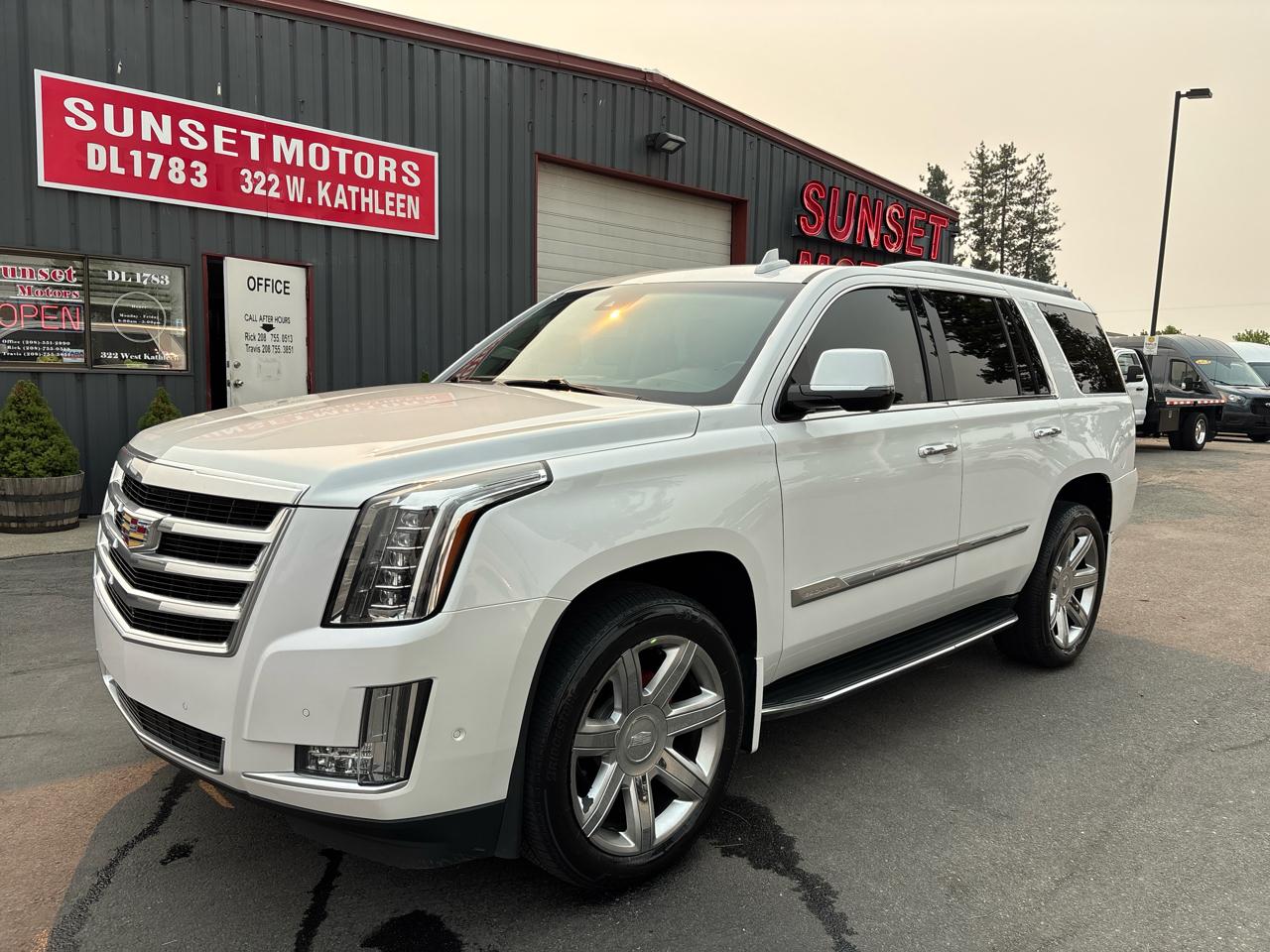 2017 Cadillac Escalade 4WD 4dr Luxury