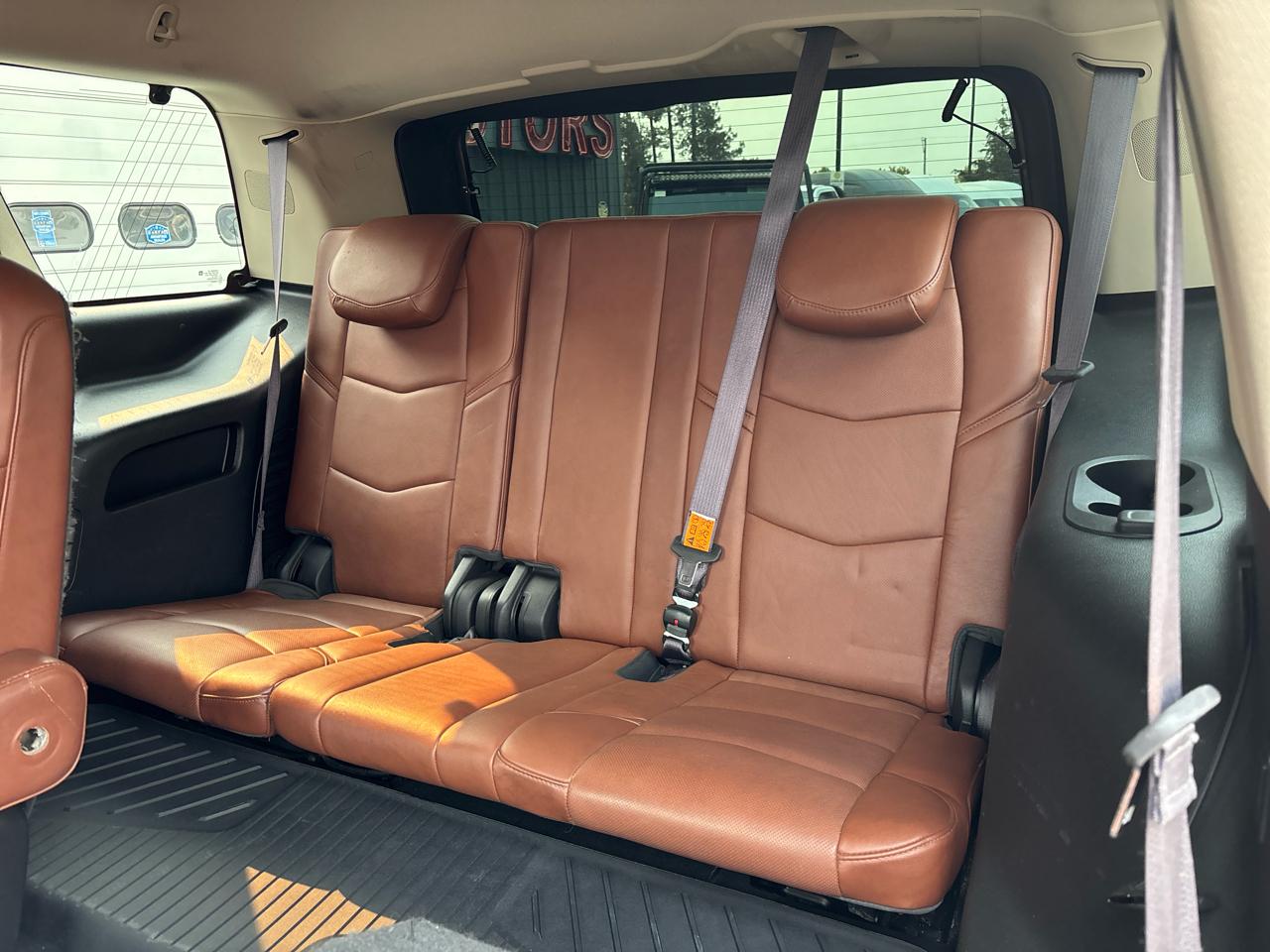 Cadillac Escalade 4WD 4dr Luxury 2017
