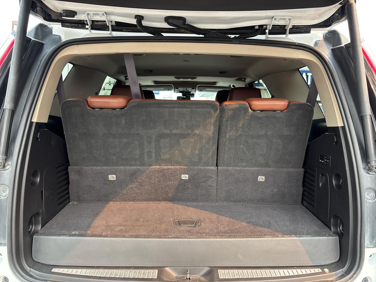 Cadillac Escalade 4WD 4dr Luxury 2017