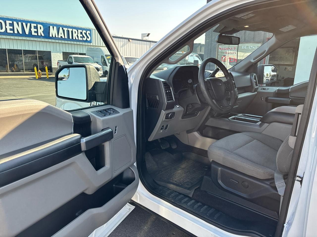 Ford F-150 4WD SuperCab 145" XLT 2020