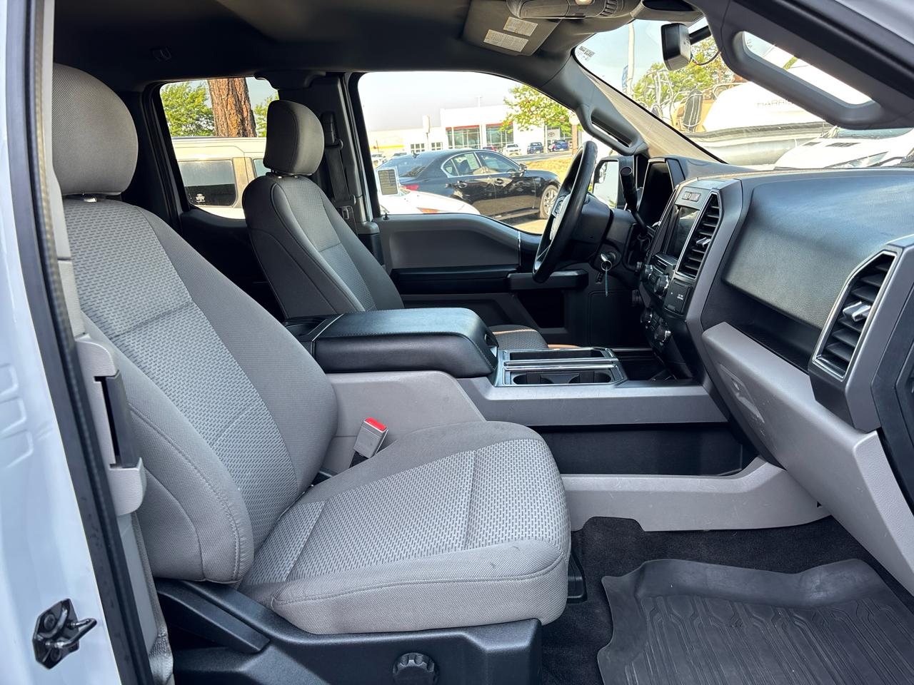 Ford F-150 4WD SuperCab 145" XLT 2020