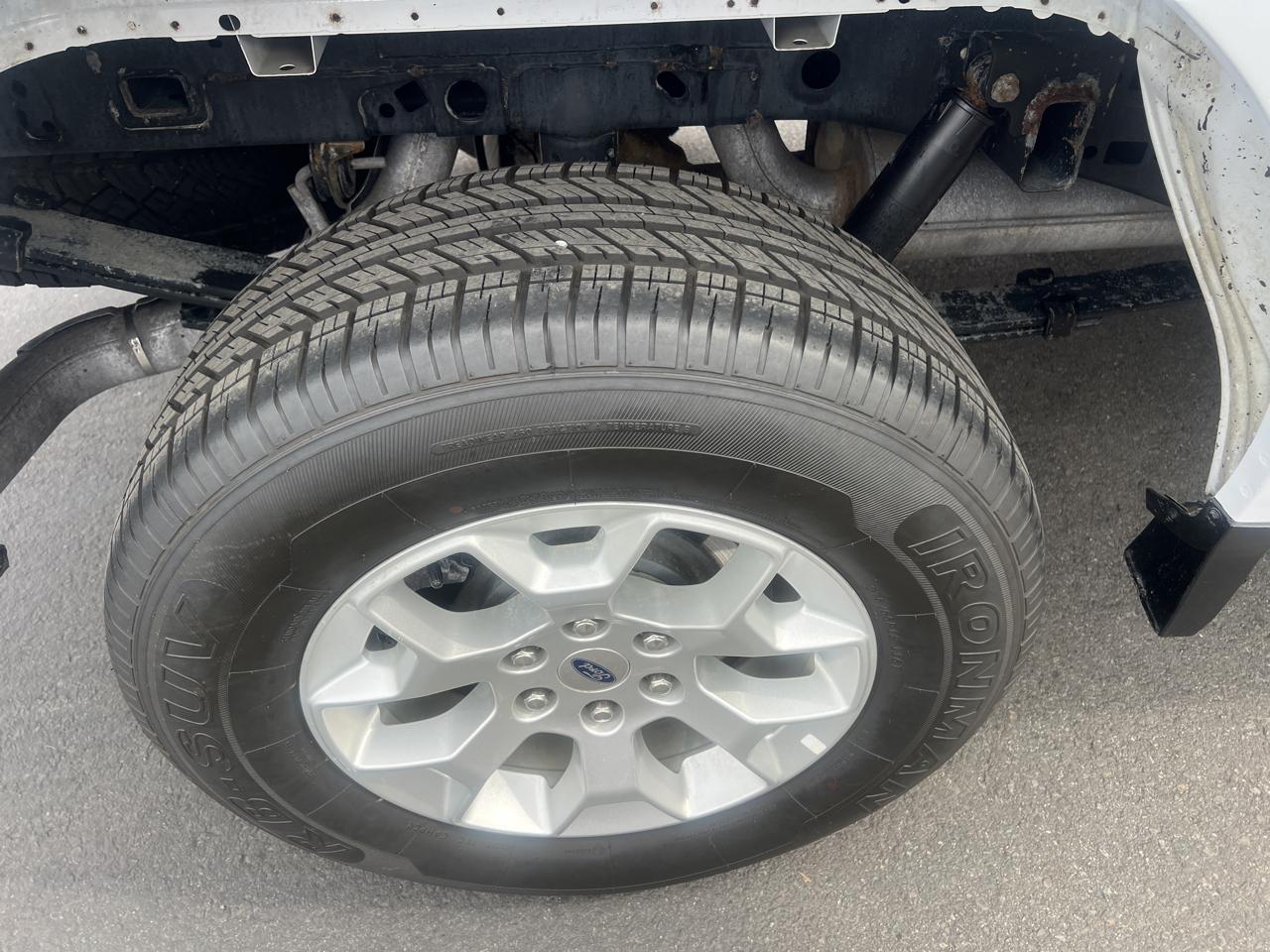 Ford F-150 4WD Reg Cab 141" XLT 2021