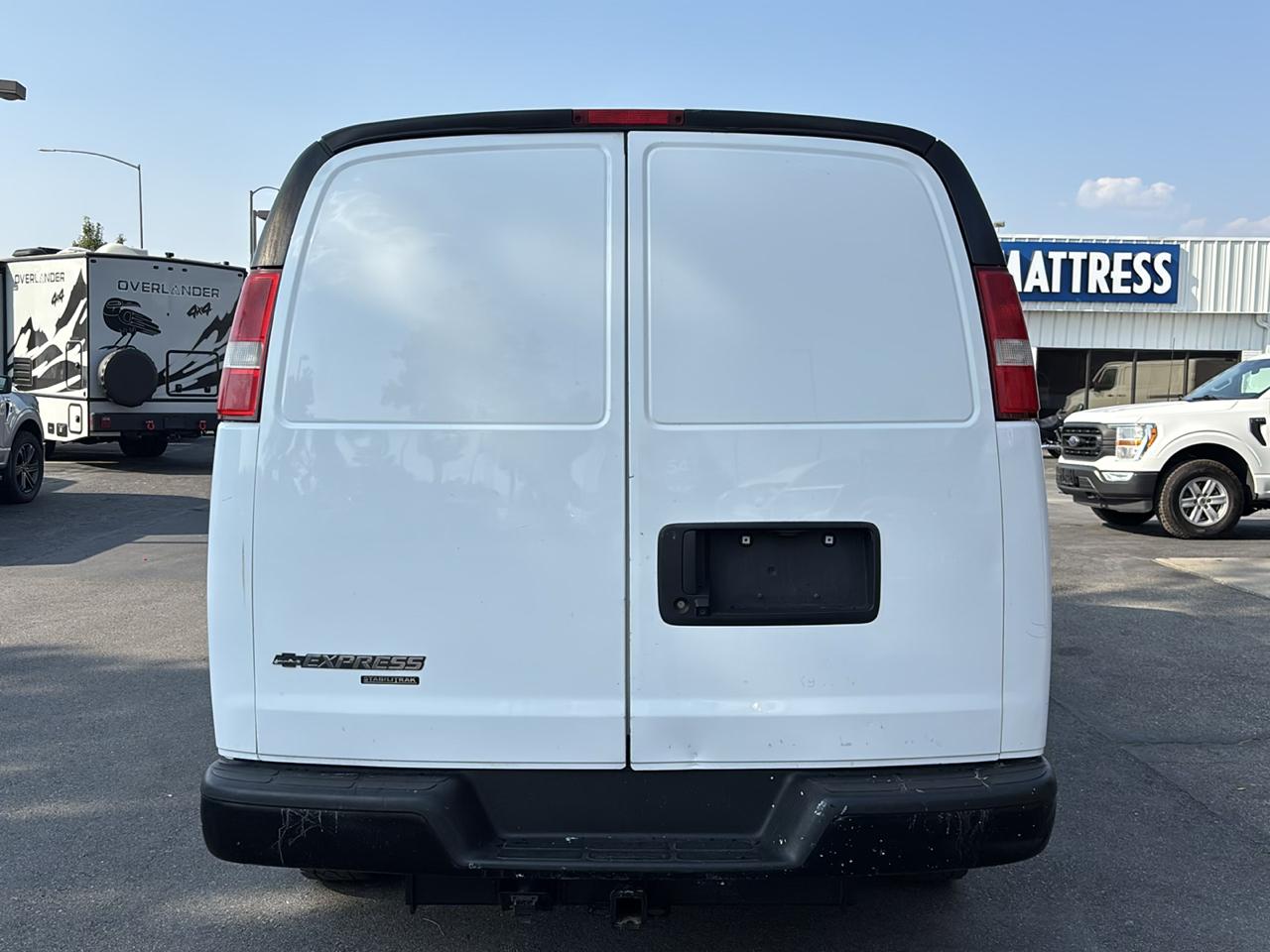 Chevrolet Express Cargo Van RWD 2500 155" 2016