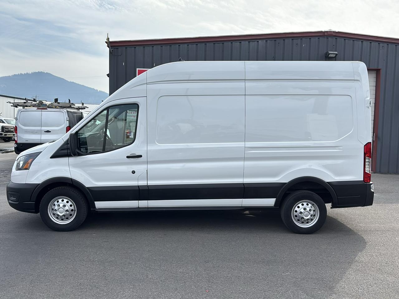 Ford Transit Cargo Van T-250 148" Hi Rf 9070 GVWR AWD 2022