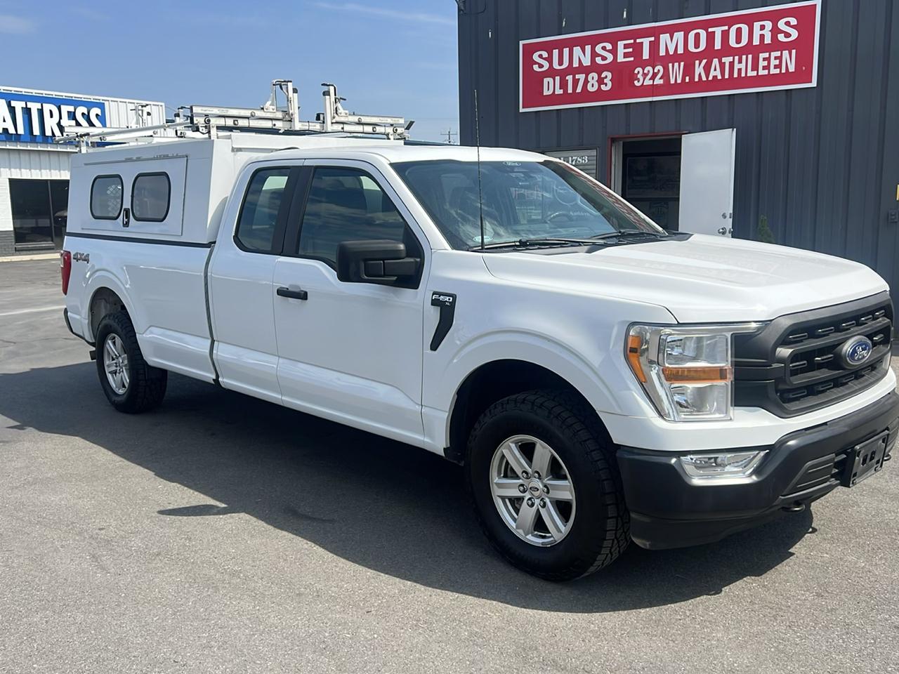 2022 Ford F-150 4WD SuperCab 163" XL