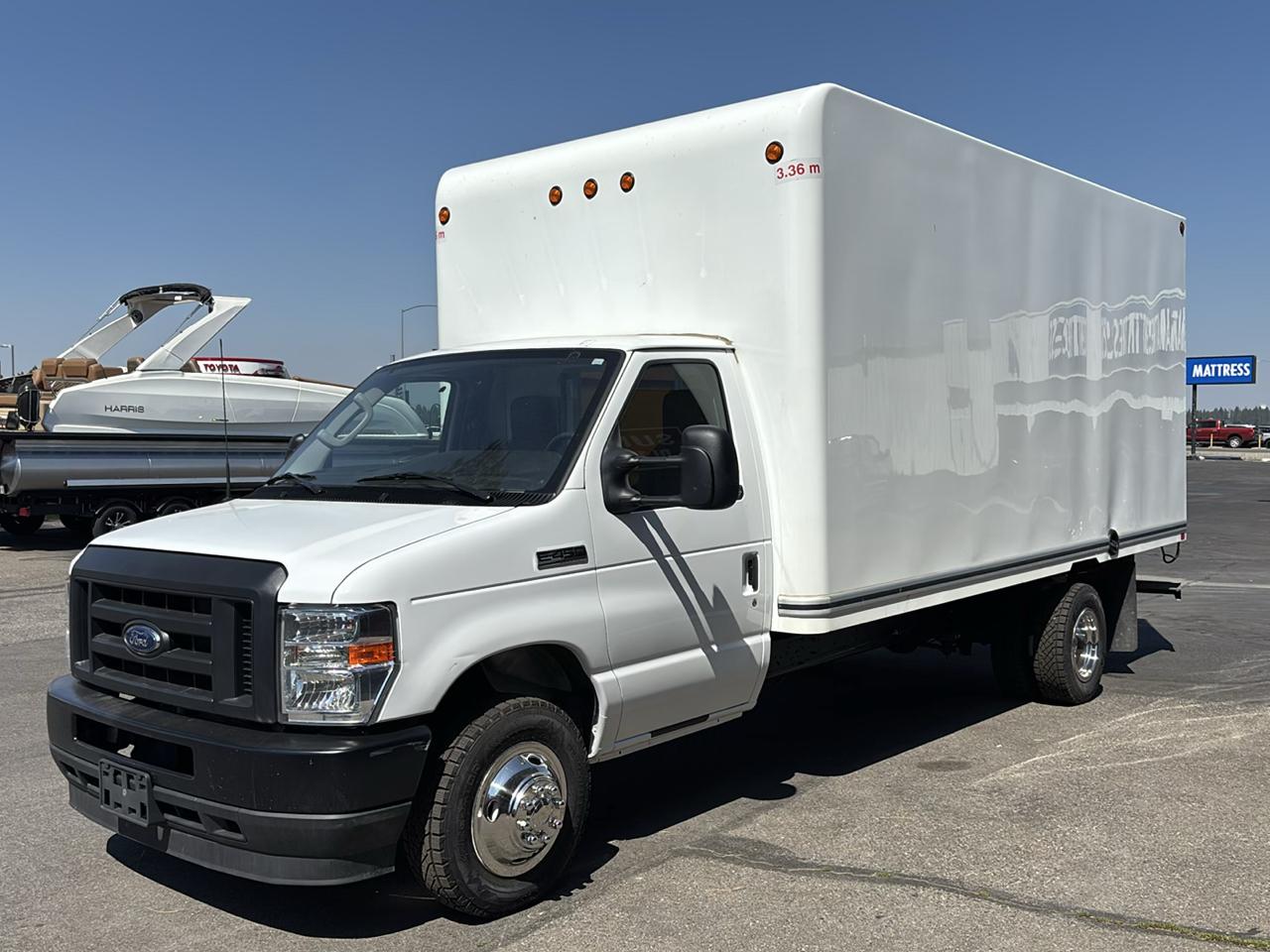 2025 Ford E-Series Cutaway E-450 DRW 158" WB