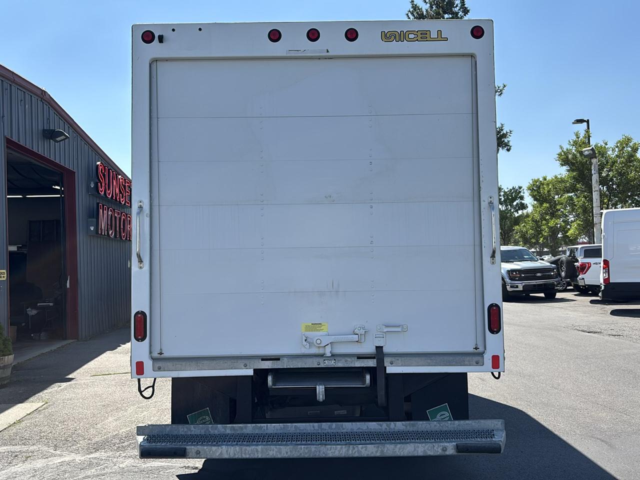 Ford E-Series Cutaway E-450 DRW 158" WB 2025
