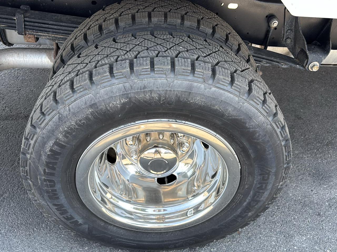 Ford E-Series Cutaway E-450 DRW 158" WB 2025