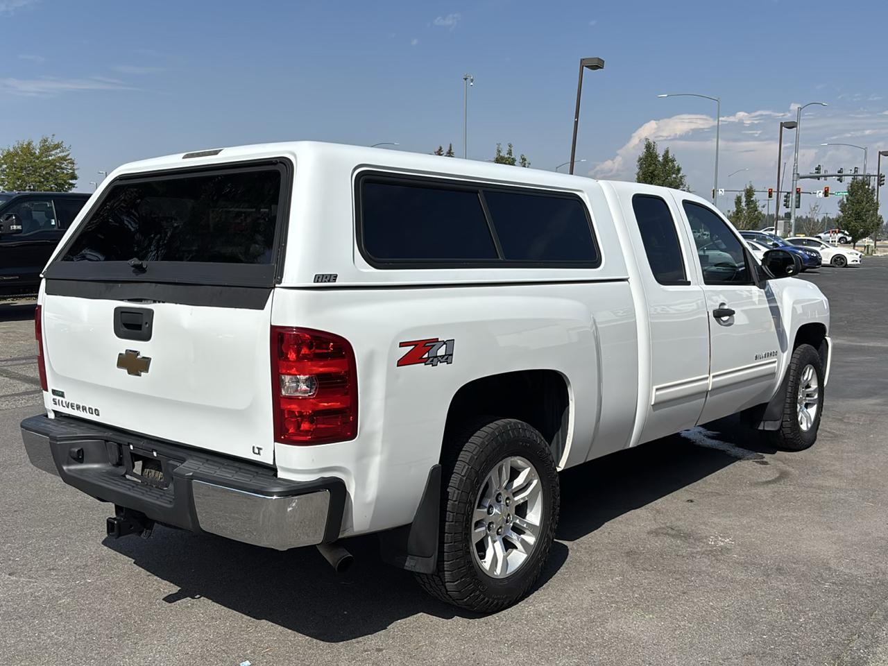 Chevrolet Silverado 1500 4WD Ext Cab 143.5" LT 2011