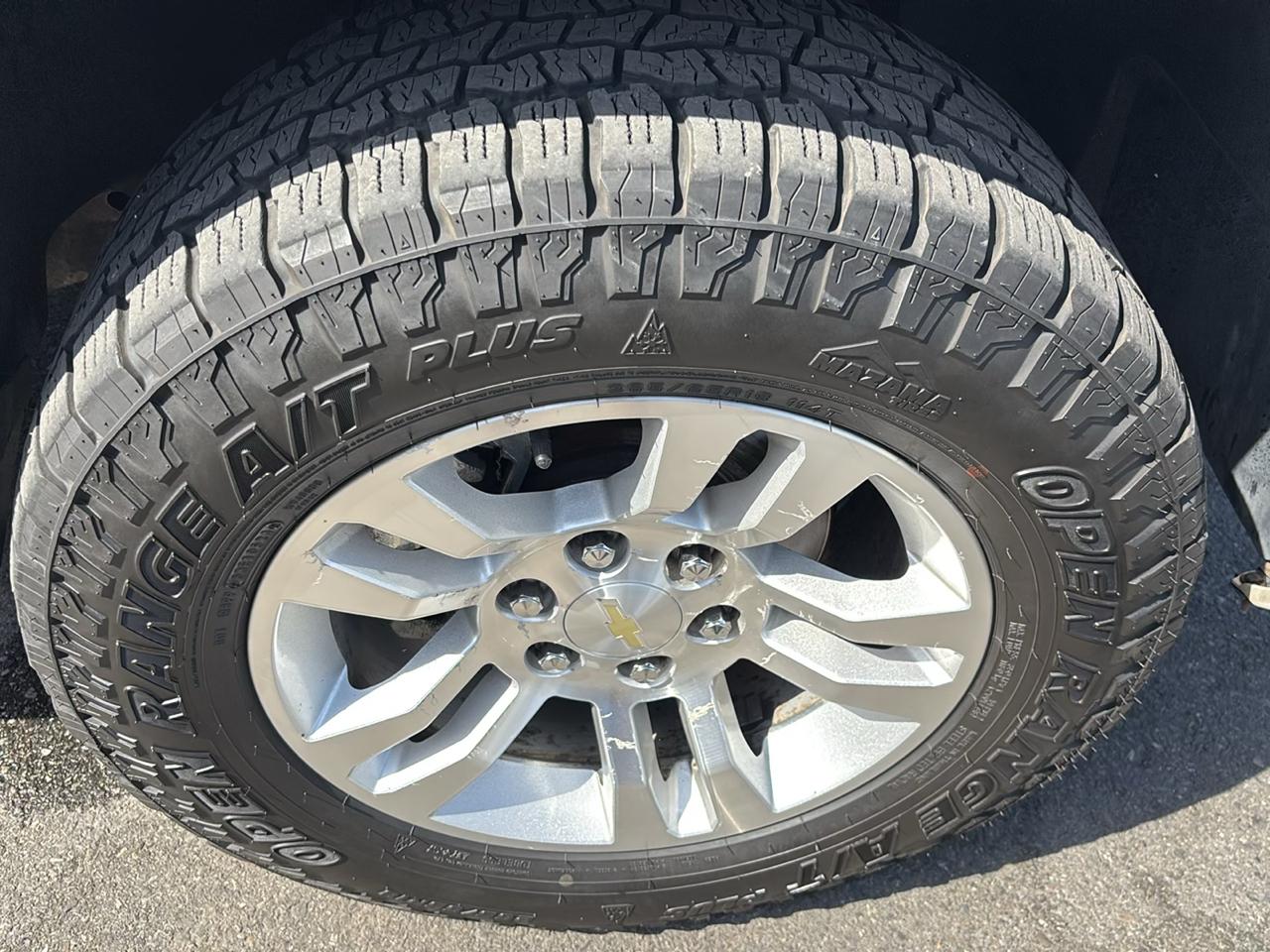 Chevrolet Silverado 1500 4WD Ext Cab 143.5" LT 2011