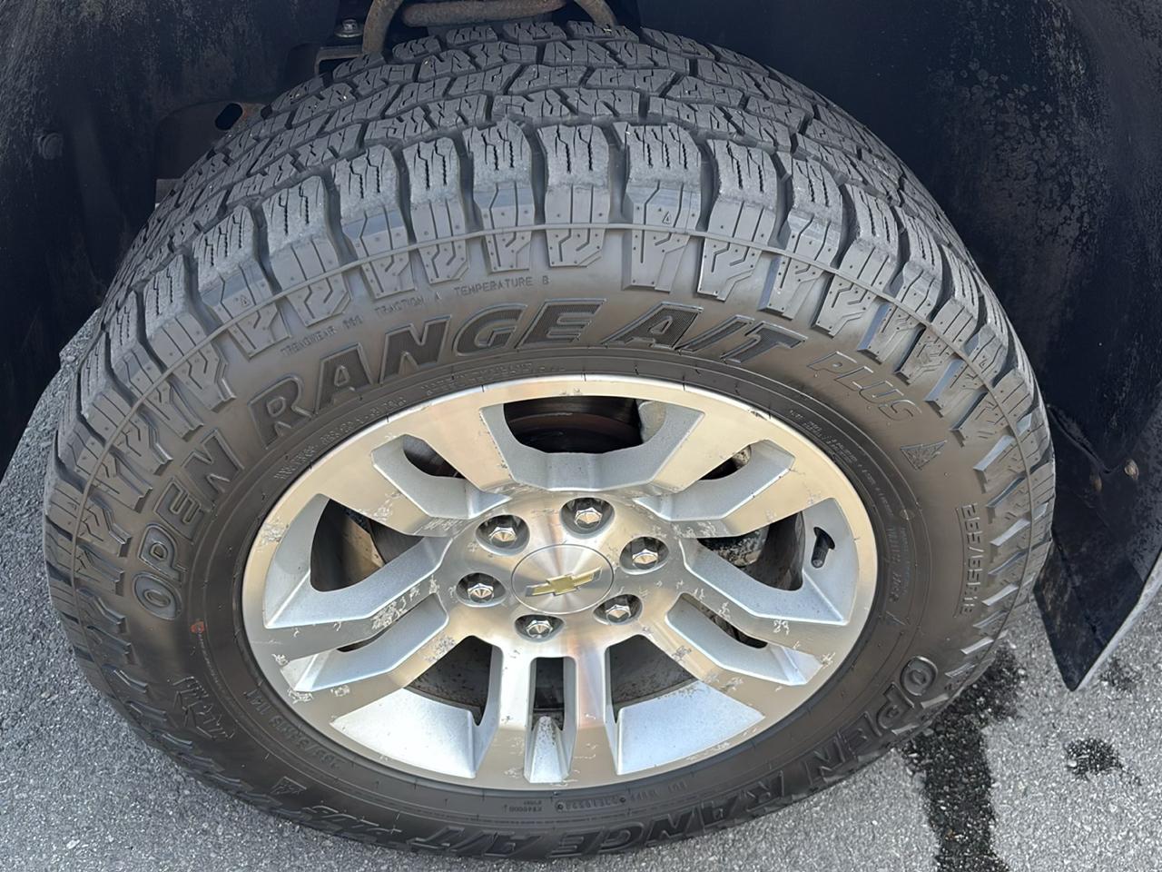 Chevrolet Silverado 1500 4WD Ext Cab 143.5" LT 2011