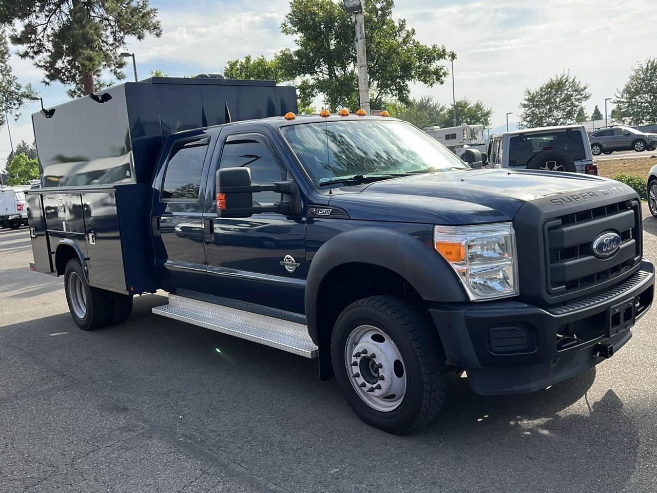 Ford Super Duty F-450 DRW 4WD Crew Cab 176" WB 60" CA Lariat 2013