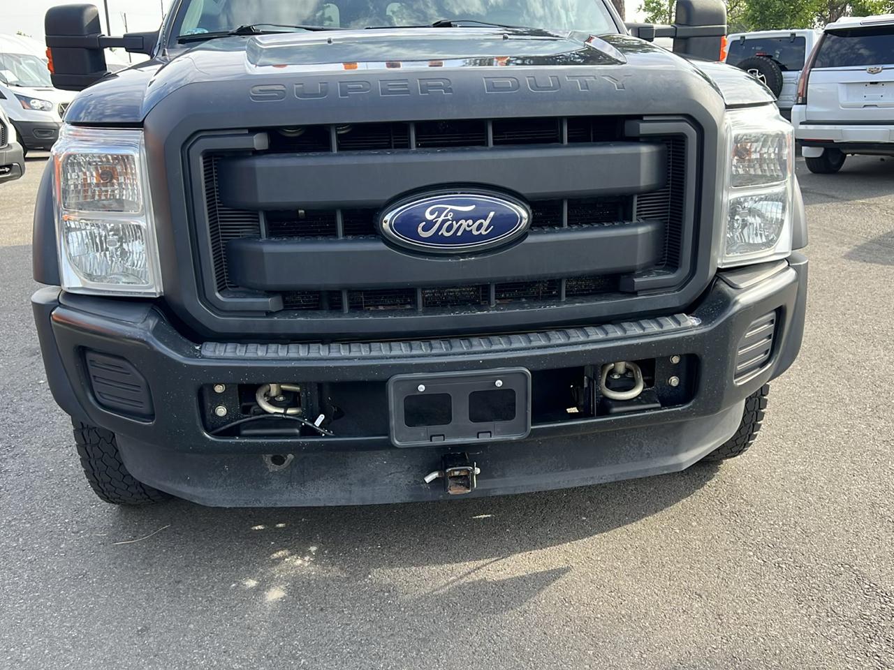 Ford Super Duty F-450 DRW 4WD Crew Cab 176" WB 60" CA Lariat 2013