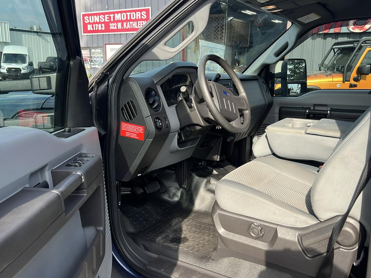 Ford Super Duty F-450 DRW 4WD Crew Cab 176" WB 60" CA Lariat 2013
