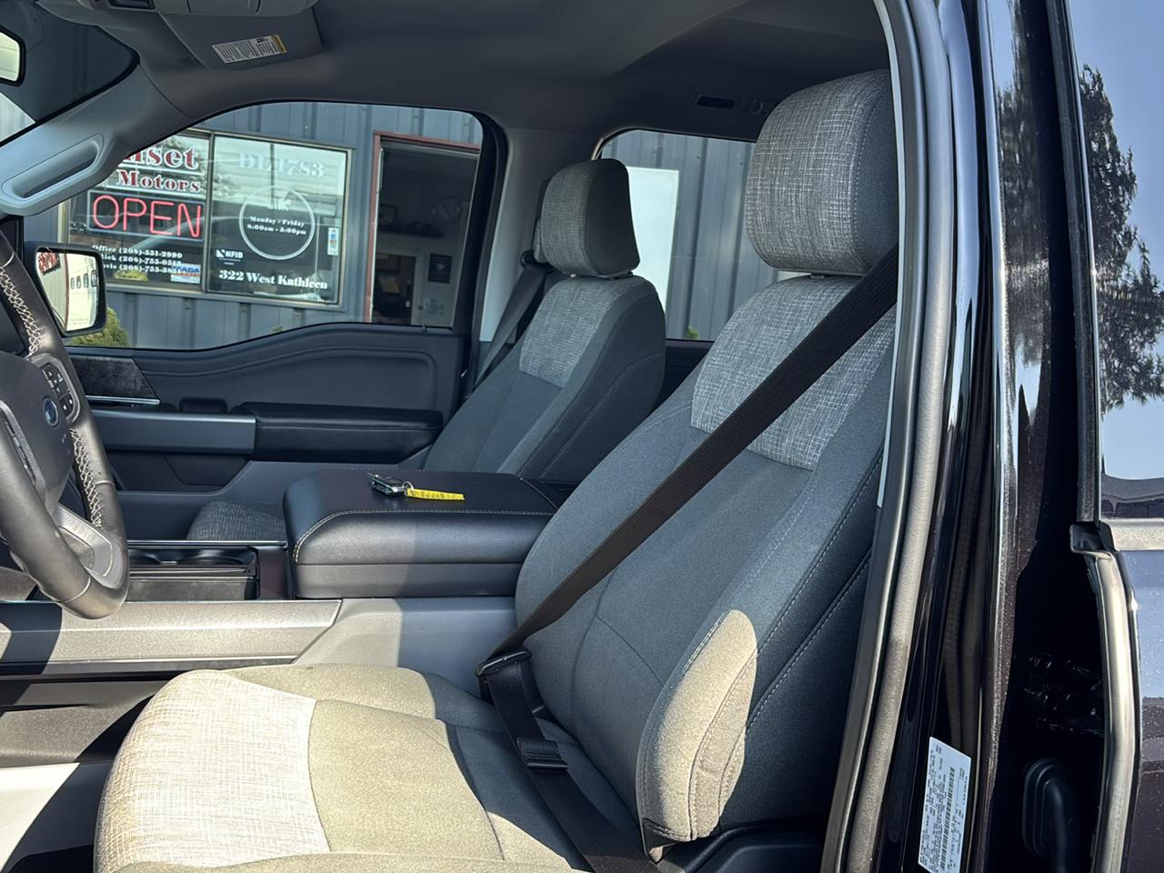 Ford F-150 4WD SuperCrew 157" XLT 2023