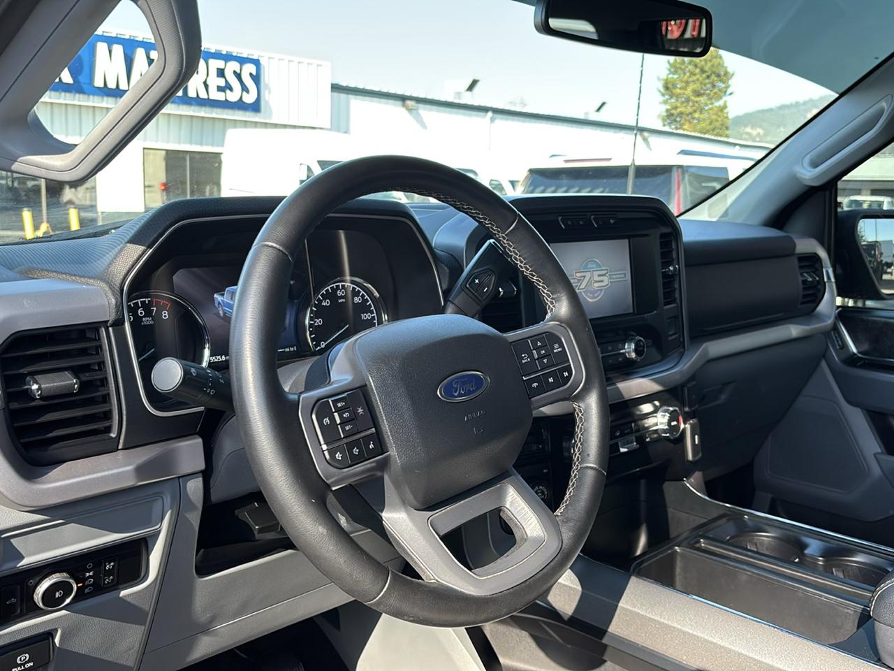 Ford F-150 4WD SuperCrew 157" XLT 2023