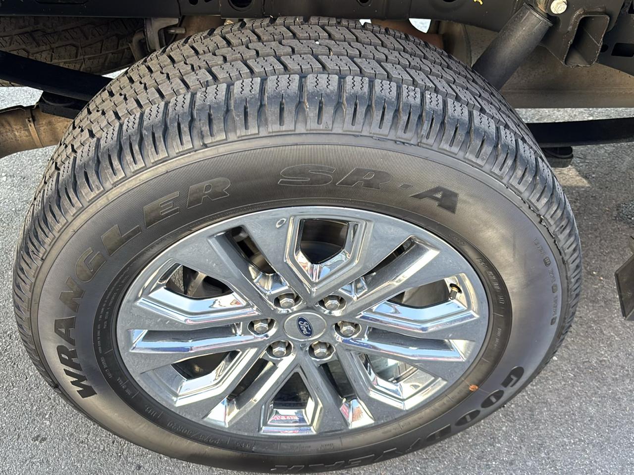 Ford F-150 4WD SuperCrew 157" XLT 2023