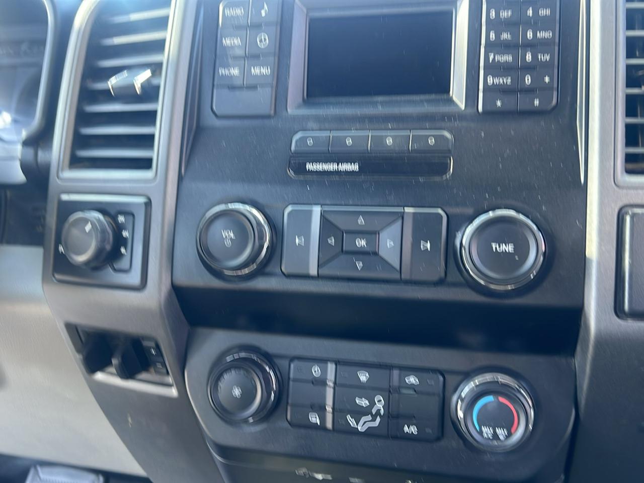 Ford Super Duty F-350 SRW Crew Cab 176" WB 60" CA XL 4WD 2019