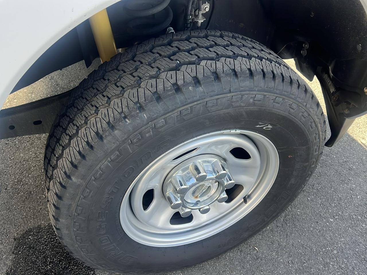 Ford Super Duty F-350 SRW Crew Cab 176" WB 60" CA XL 4WD 2019