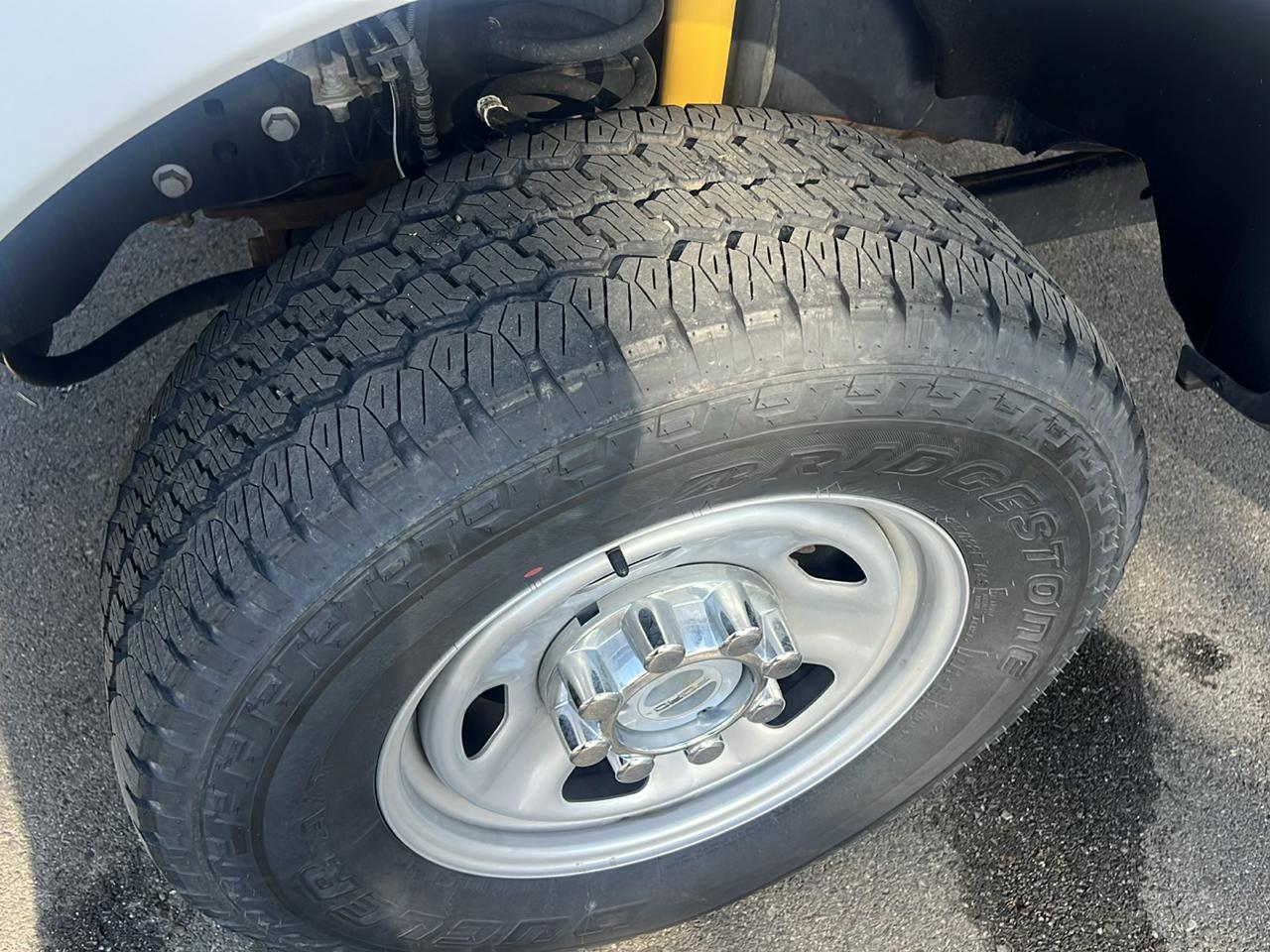 Ford Super Duty F-350 SRW Crew Cab 176" WB 60" CA XL 4WD 2019