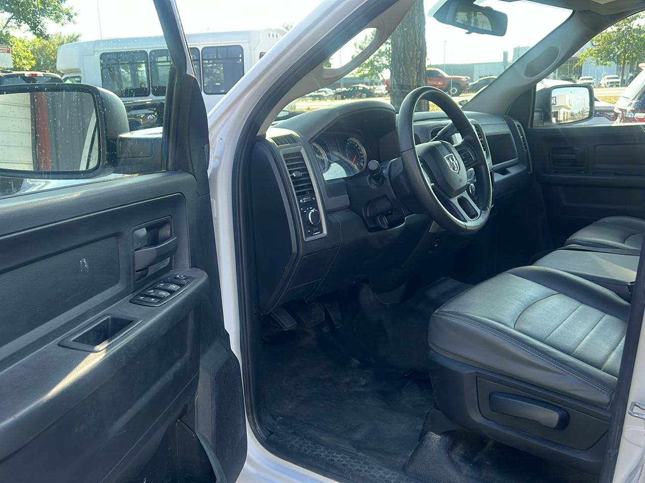 RAM 2500 4WD Crew Cab 169" Tradesman 2015
