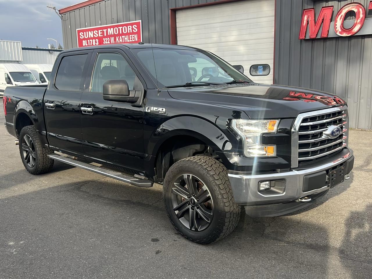 Ford F-150 4WD SuperCrew 145" XLT 2016