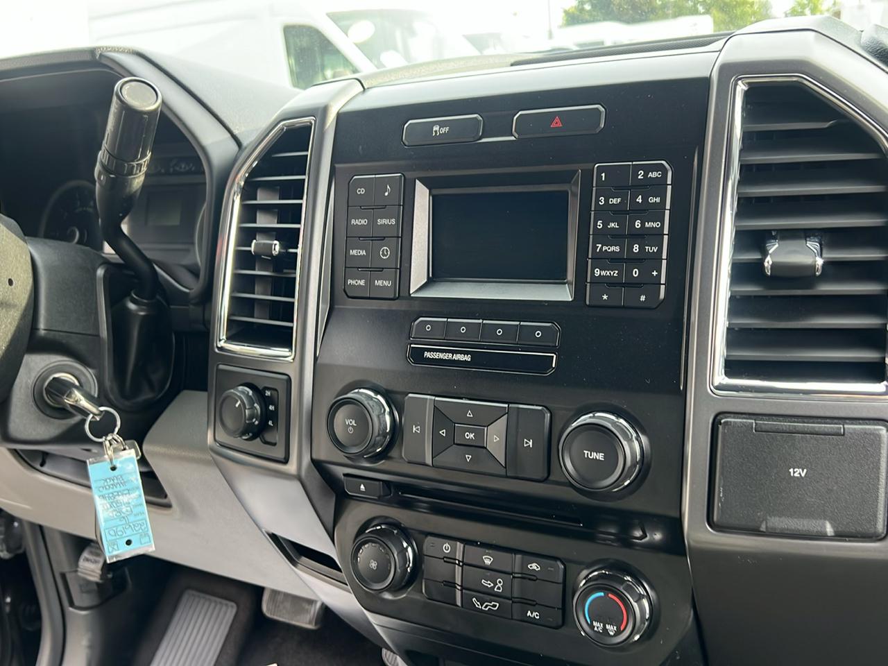 Ford F-150 4WD SuperCrew 145" XLT 2016