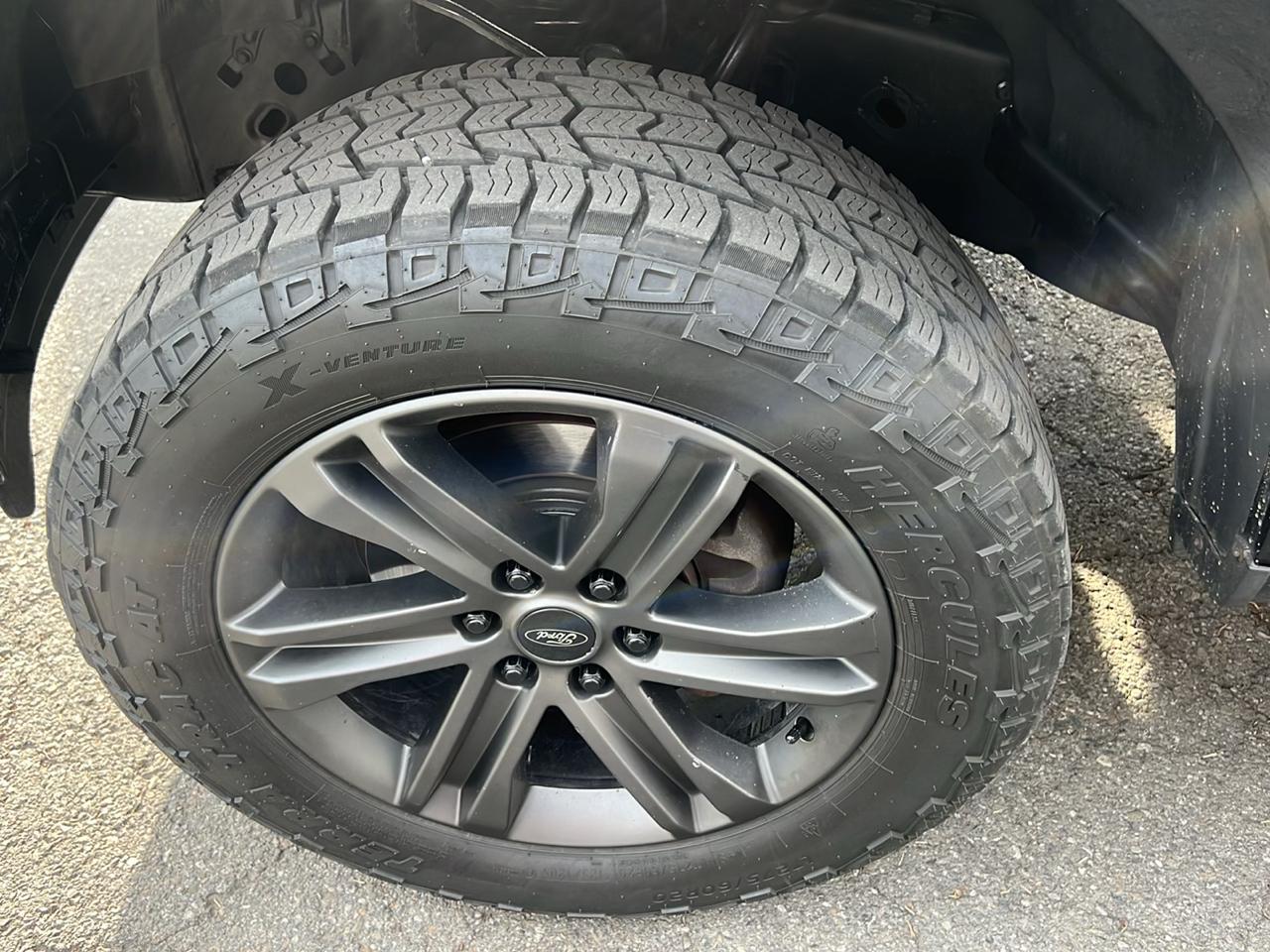 Ford F-150 4WD SuperCrew 145" XLT 2016