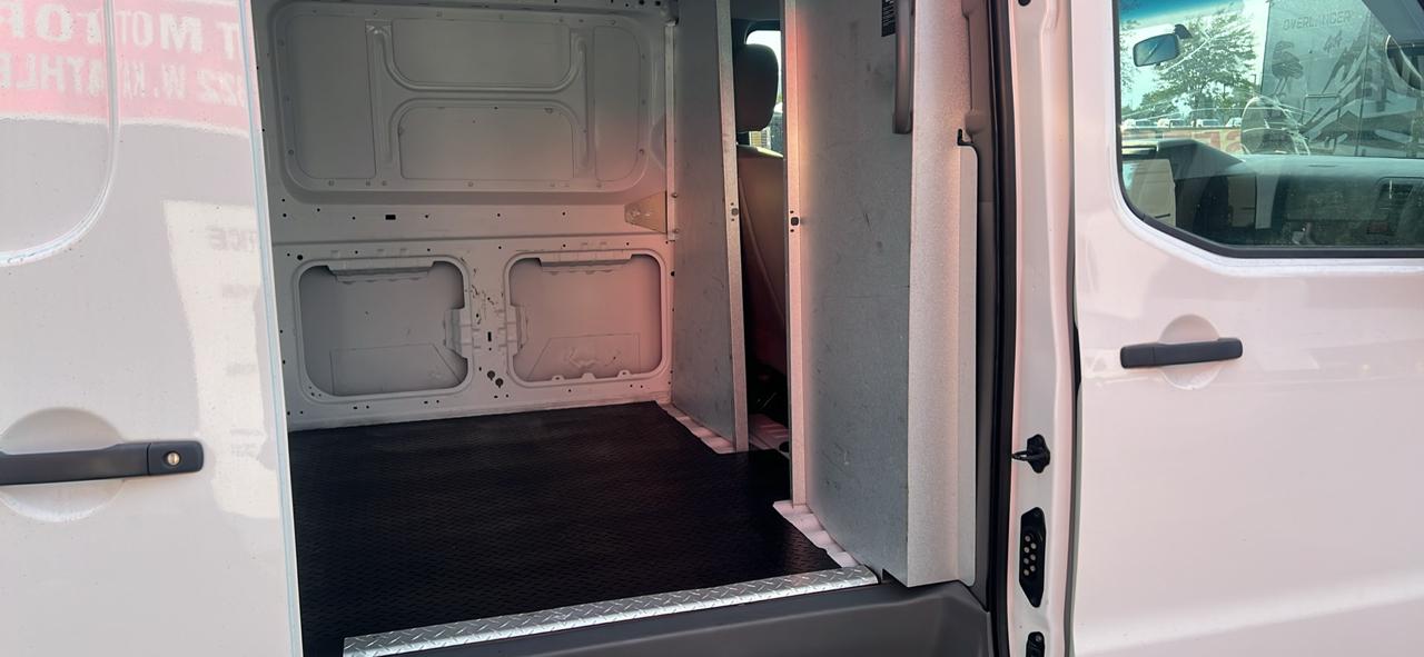 Nissan NV Cargo NV1500 Standard Roof V6 SV 2020