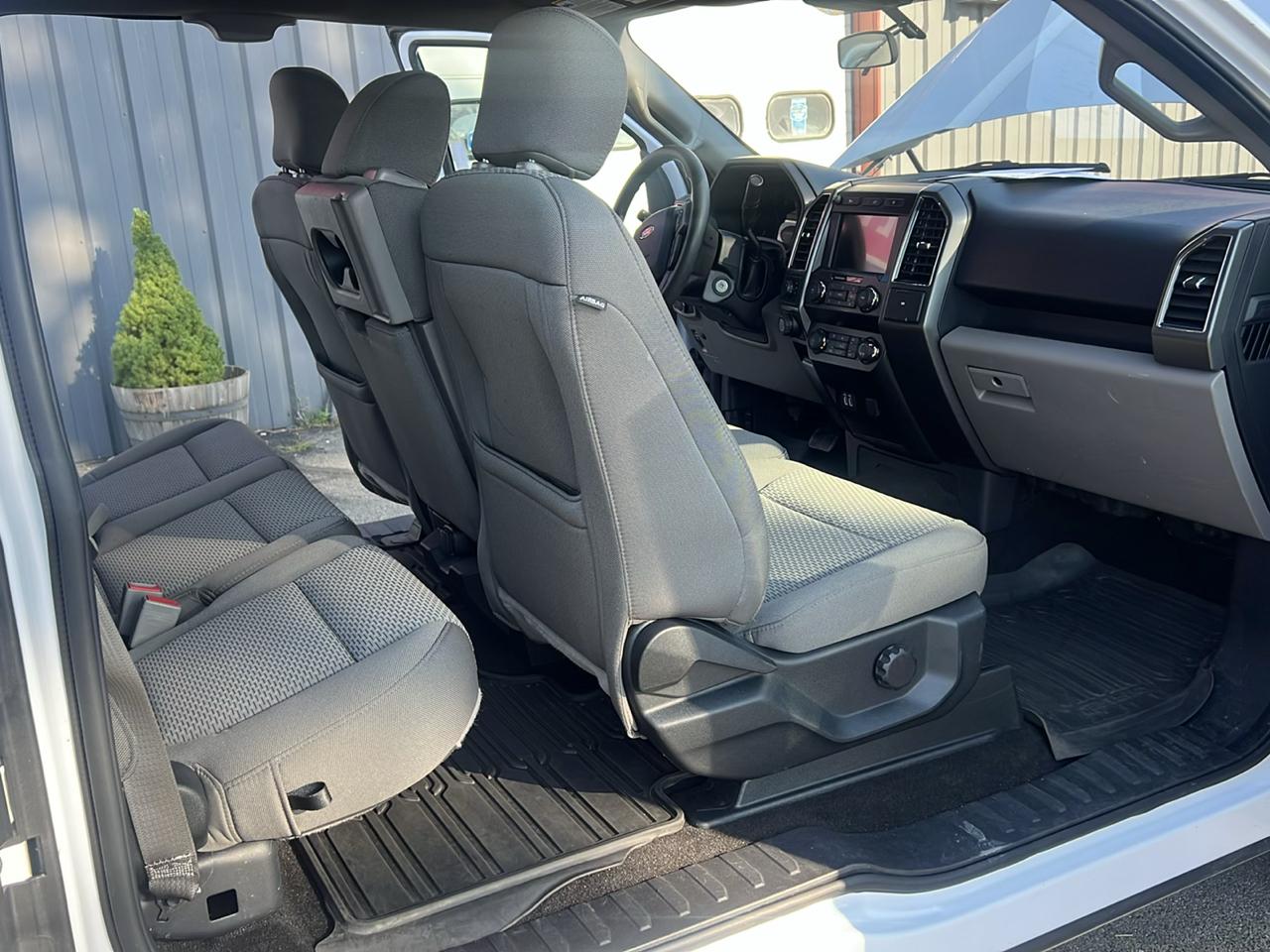 Ford F-150 Supercab 163" XLT 4WD 2020
