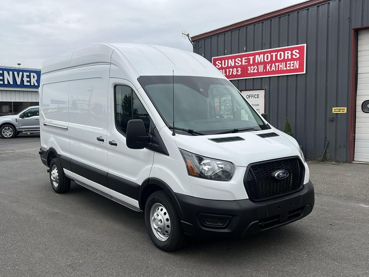 2025 Ford Transit Cargo Van T-250 148" Hi Rf 9070 GVWR AWD