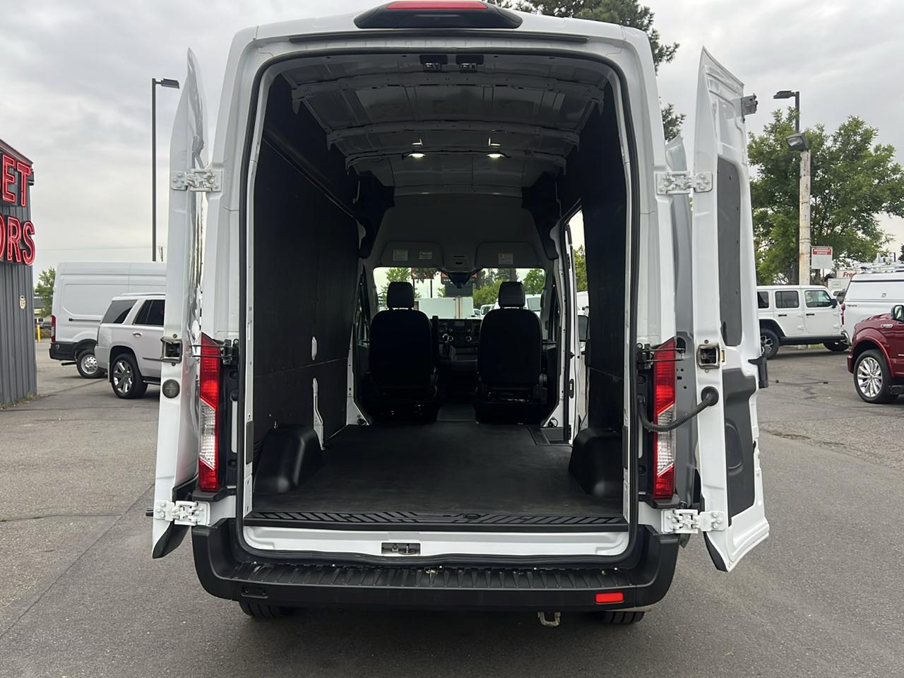Ford Transit Cargo Van T-250 148" Hi Rf 9070 GVWR AWD 2025