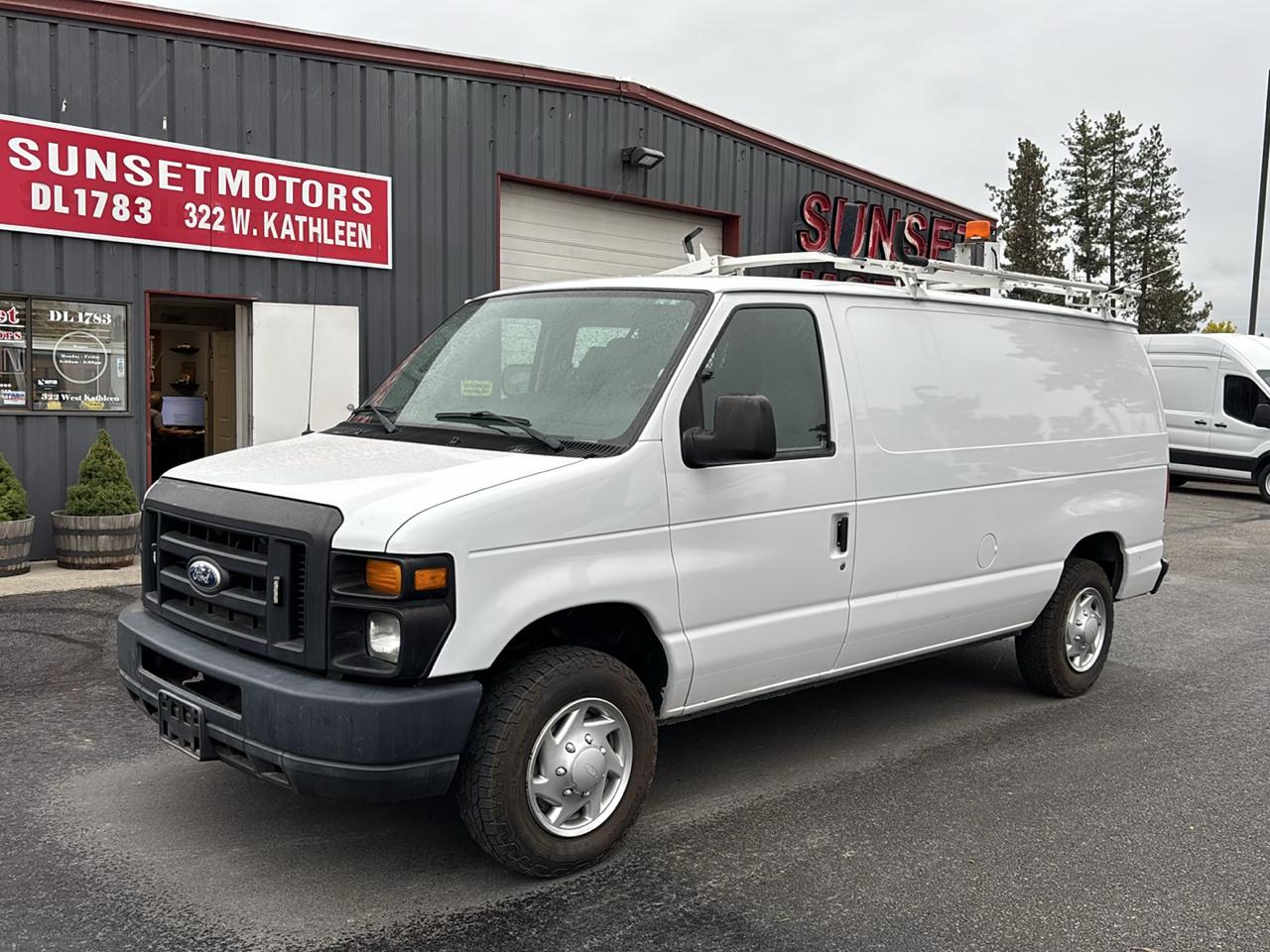 2014 Ford Econoline Cargo Van E-150 Commercial