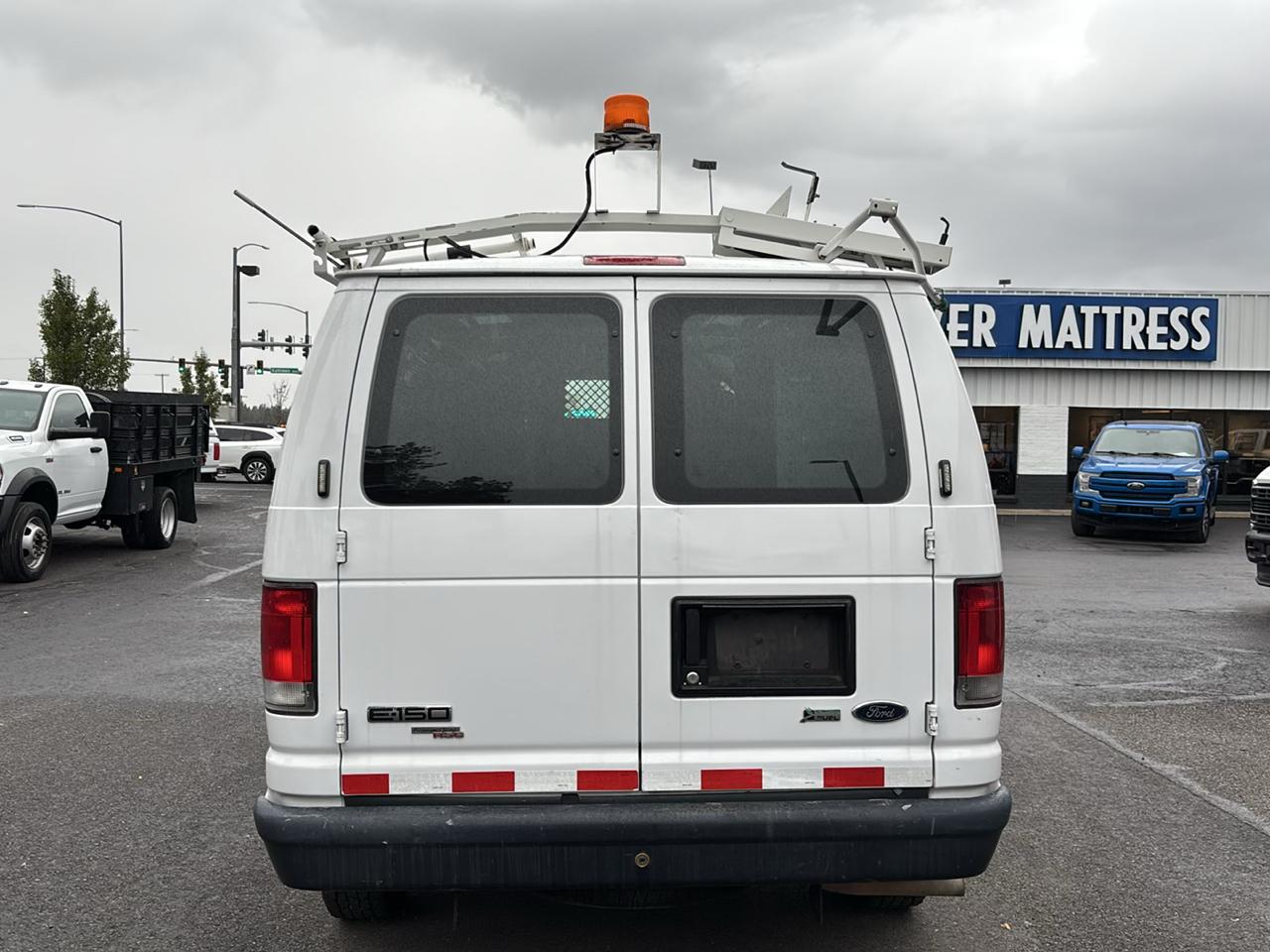Ford Econoline Cargo Van E-150 Commercial 2014