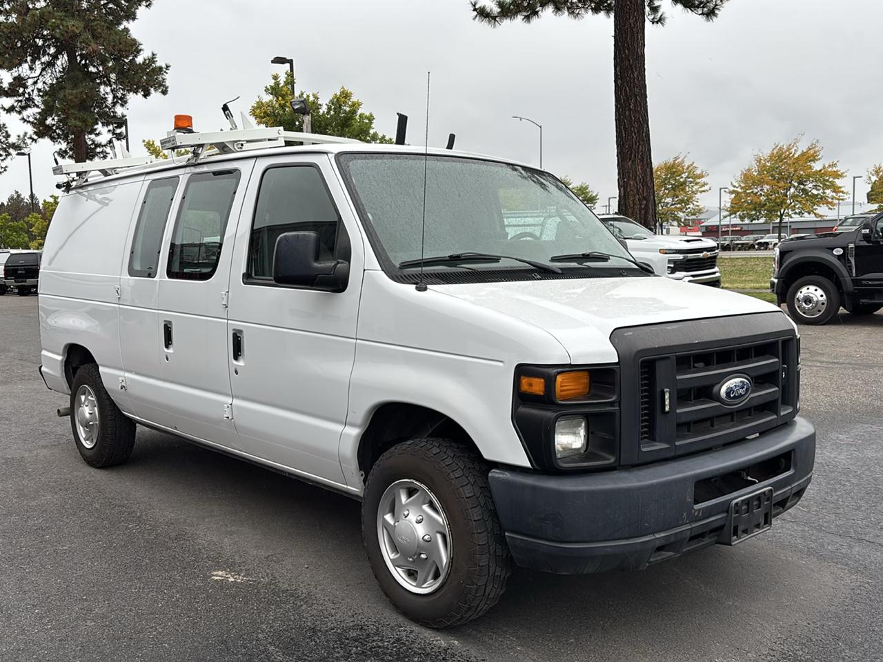 Ford Econoline Cargo Van E-150 Commercial 2014