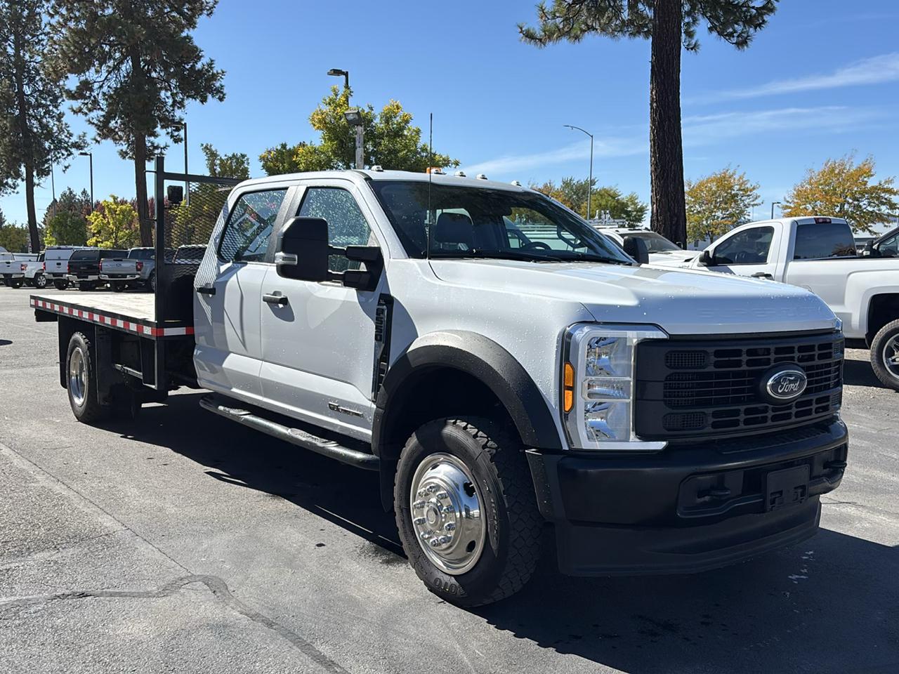 Ford F-550 Super Duty Chassis  2023