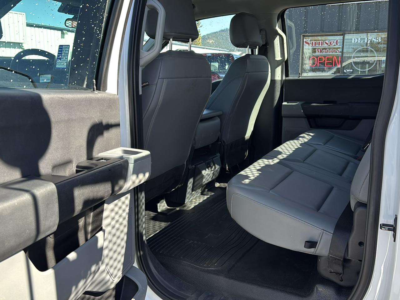 Ford F-550 Super Duty Chassis  2023