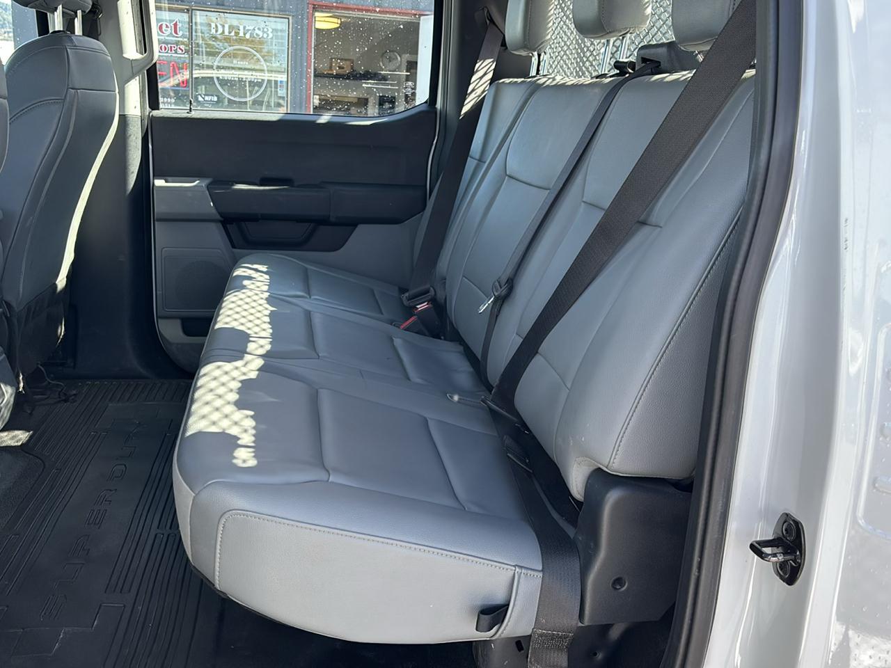 Ford F-550 Super Duty Chassis  2023