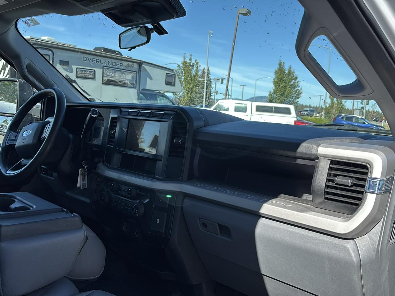 Ford F-550 Super Duty Chassis  2023