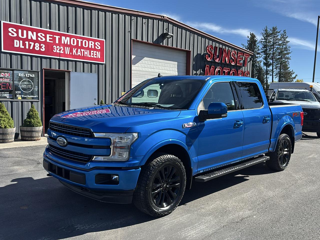 Ford F-150 4WD SuperCrew 145" Lariat 2020
