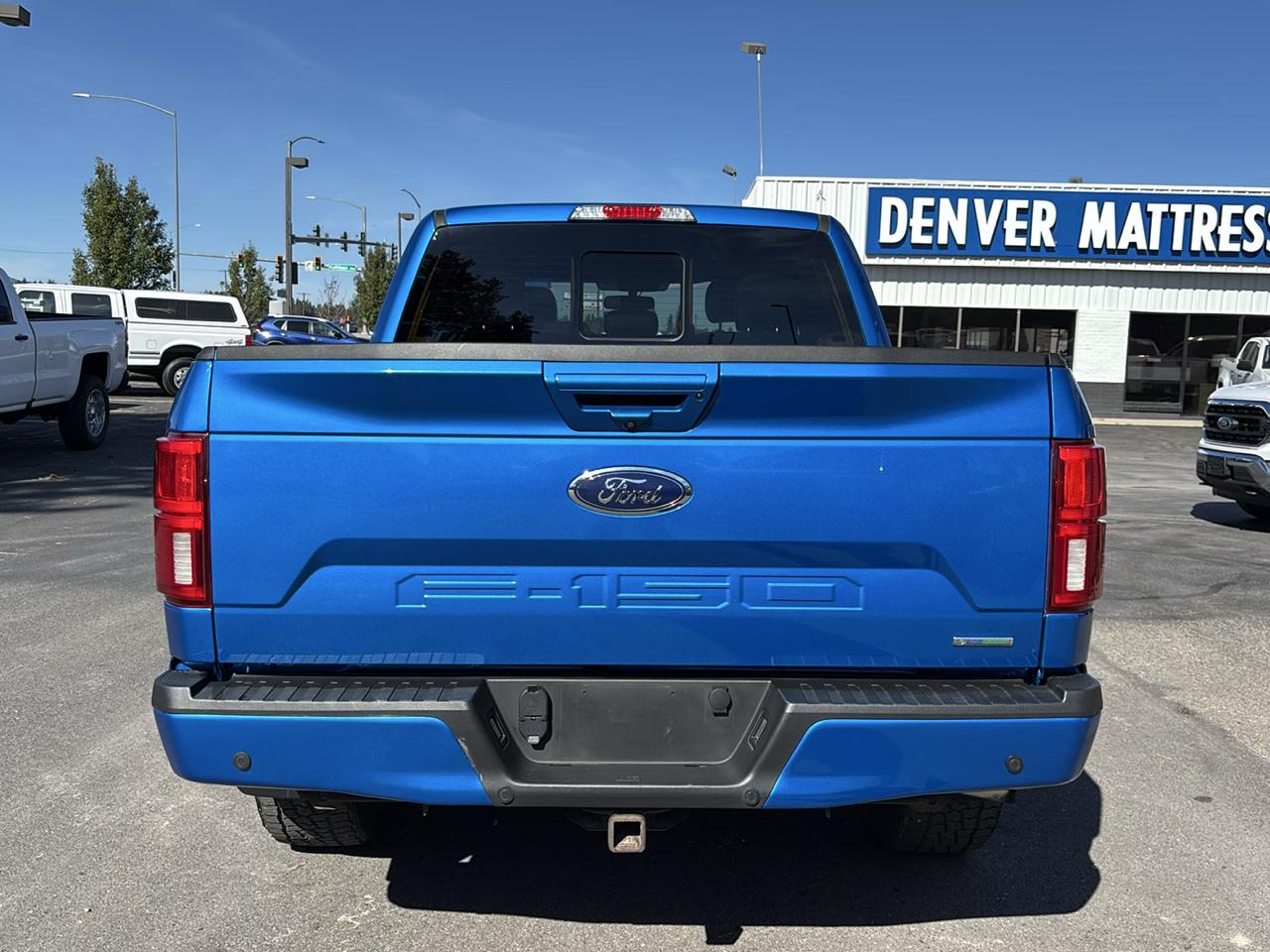 Ford F-150 4WD SuperCrew 145" Lariat 2020