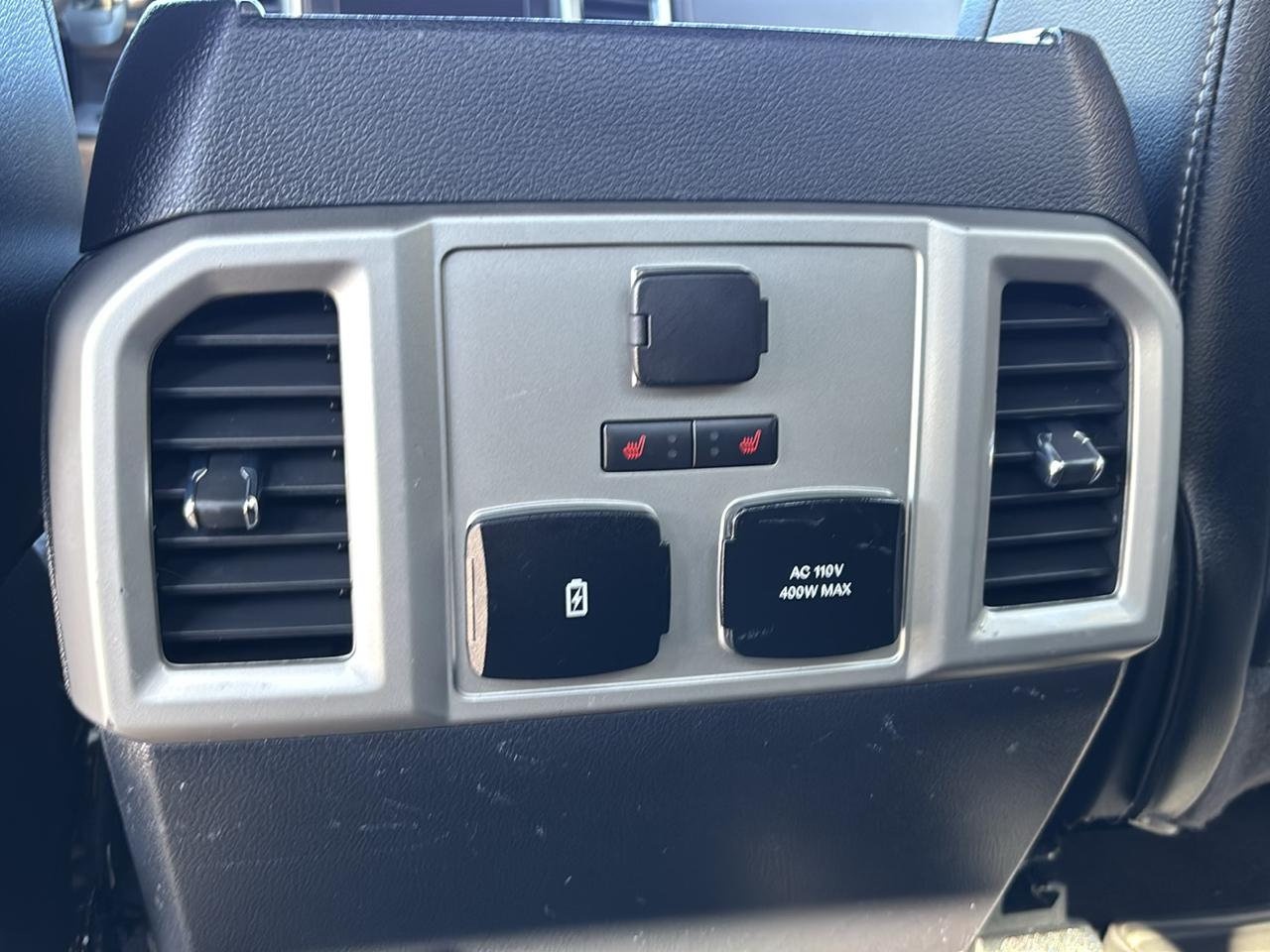 Ford F-150 4WD SuperCrew 145" Lariat 2020