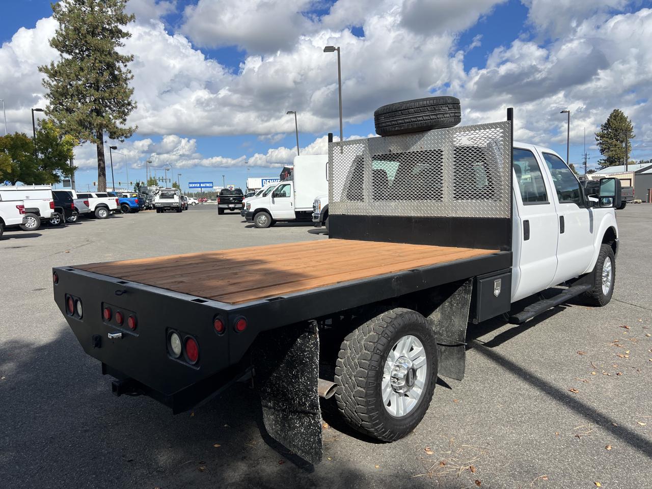 Ford Super Duty F-350 SRW 4WD Crew Cab 176" WB 60" CA Lariat 2012