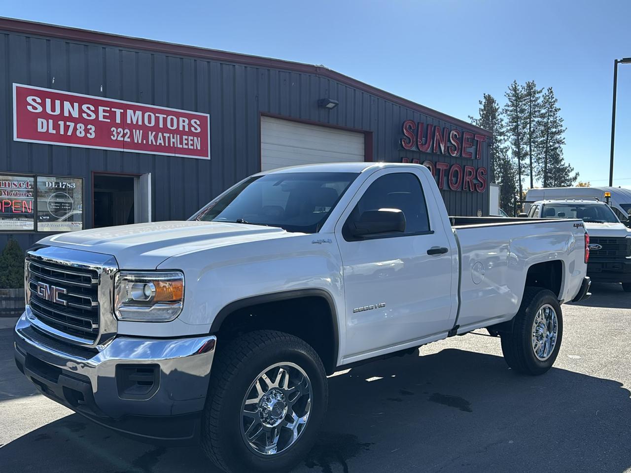 GMC Sierra 2500HD 4WD Reg Cab 133.6" 2016