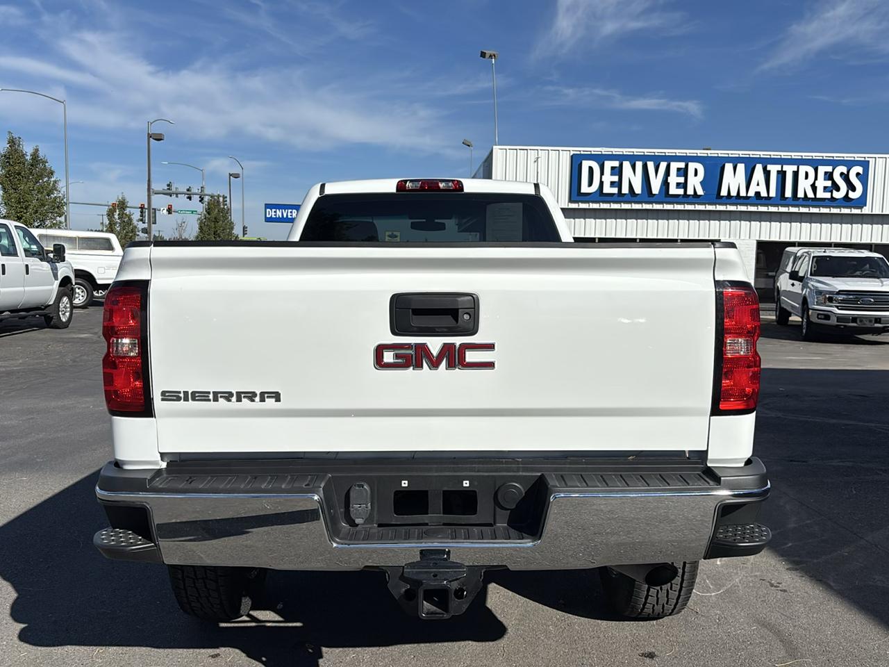 GMC Sierra 2500HD 4WD Reg Cab 133.6" 2016