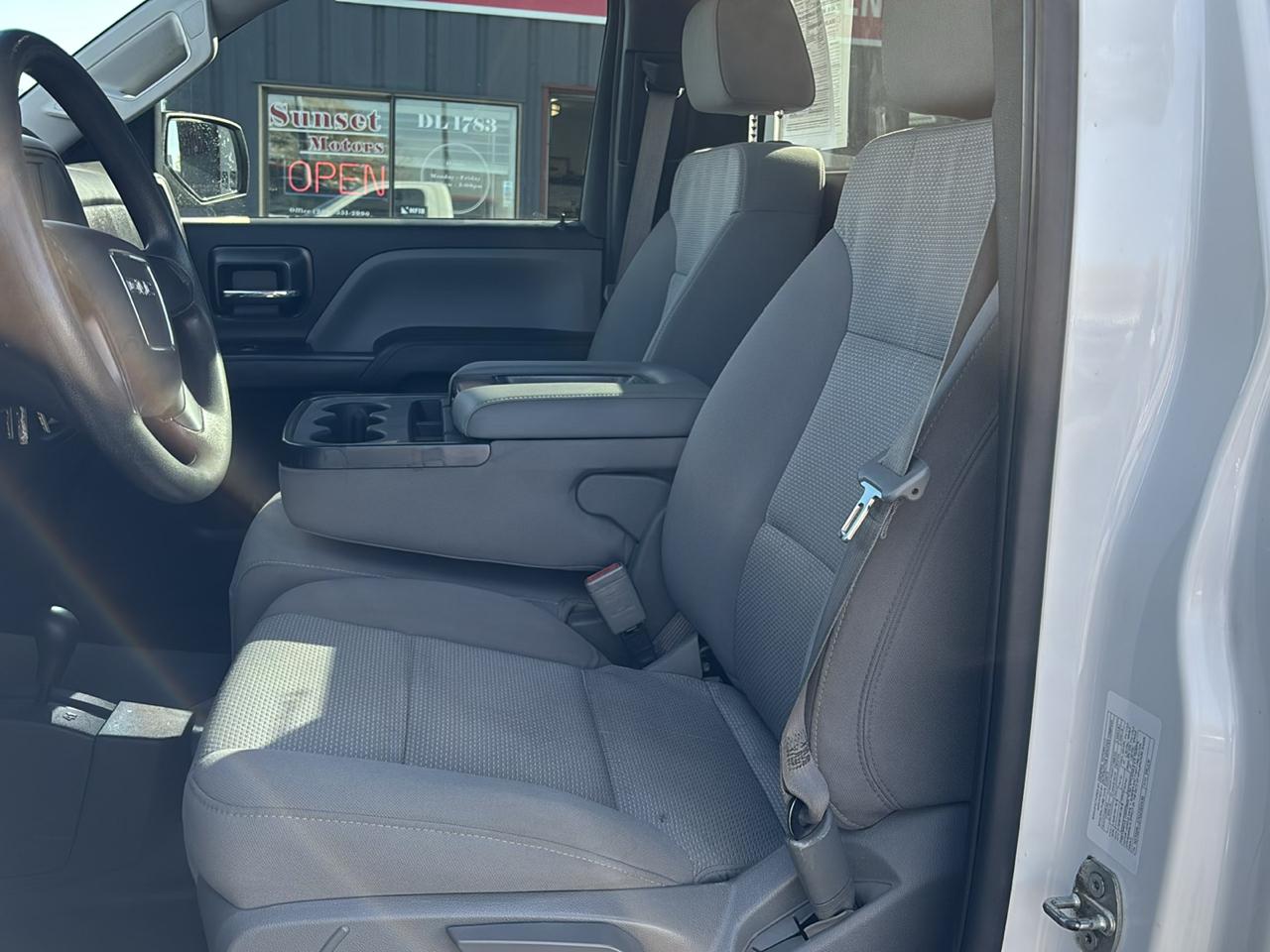 GMC Sierra 2500HD 4WD Reg Cab 133.6" 2016