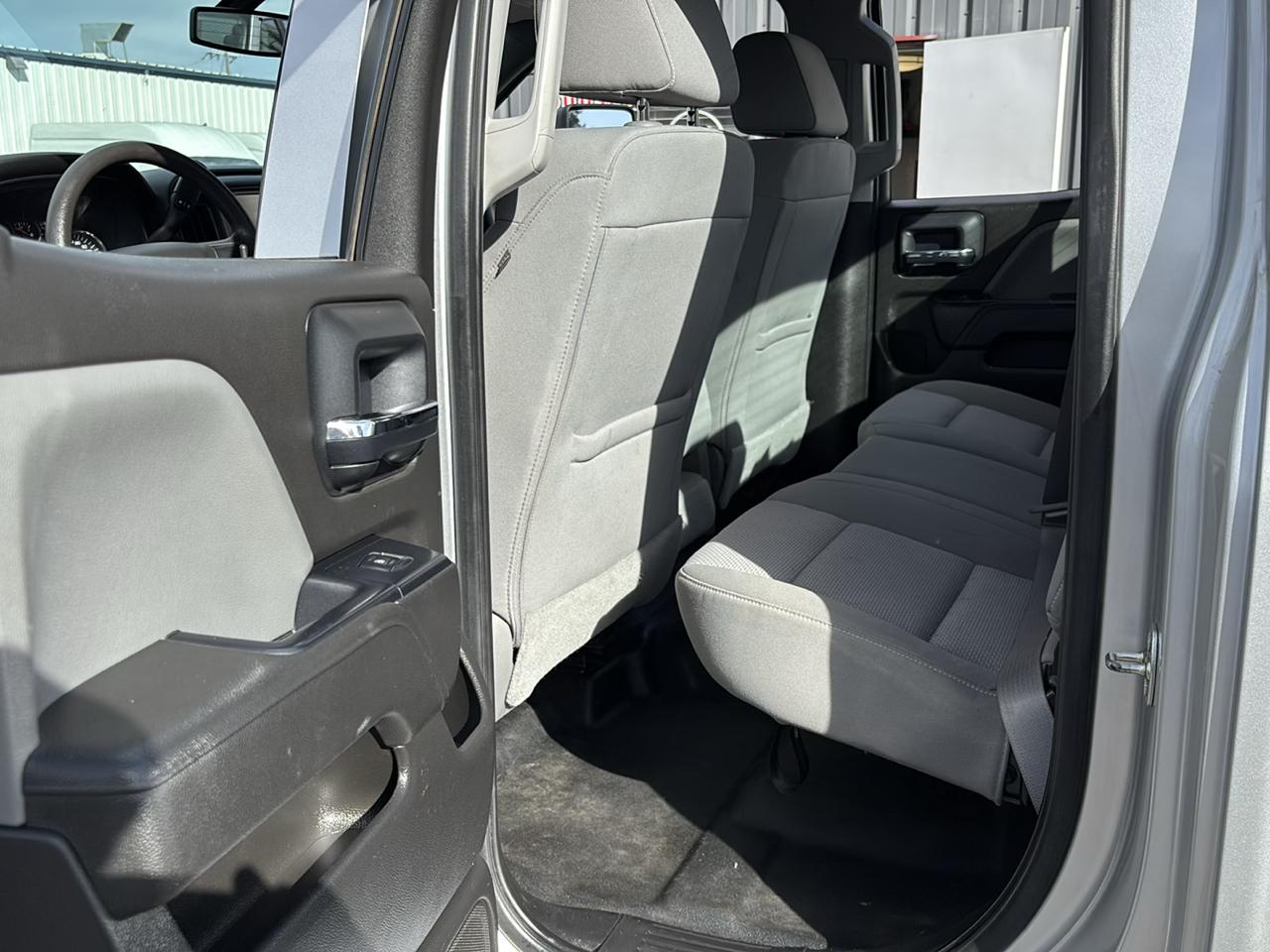 Chevrolet Silverado 3500HD 4WD Double Cab 158.1" Work Truck 2016